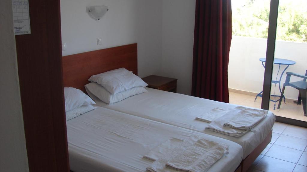 Apostolis Hotel Apartments Pefki Zimmer foto